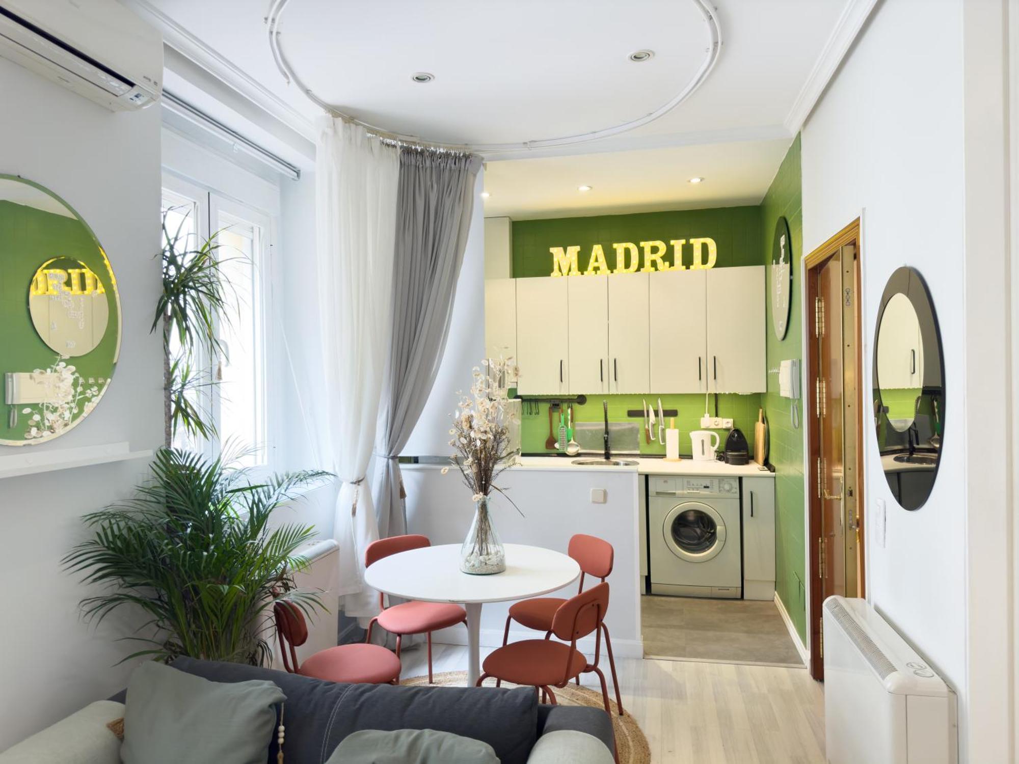 Disfruta Del Barrio De Las Letras Madri Exterior foto